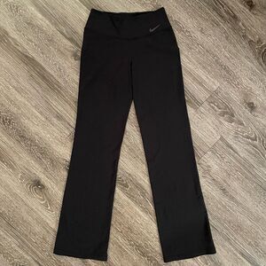 Nike flare pant 